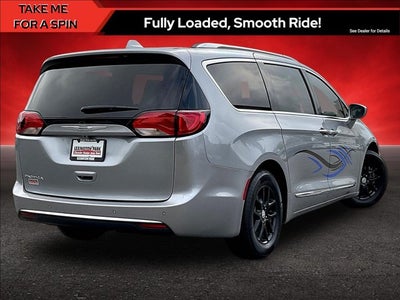 2020 Chrysler Pacifica Touring L