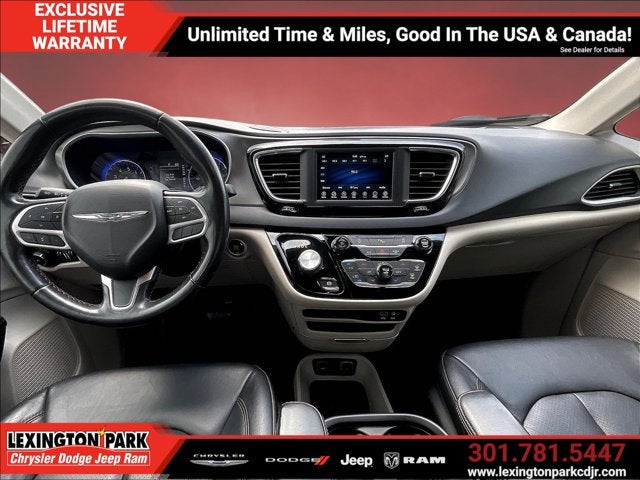 2020 Chrysler Pacifica Touring L