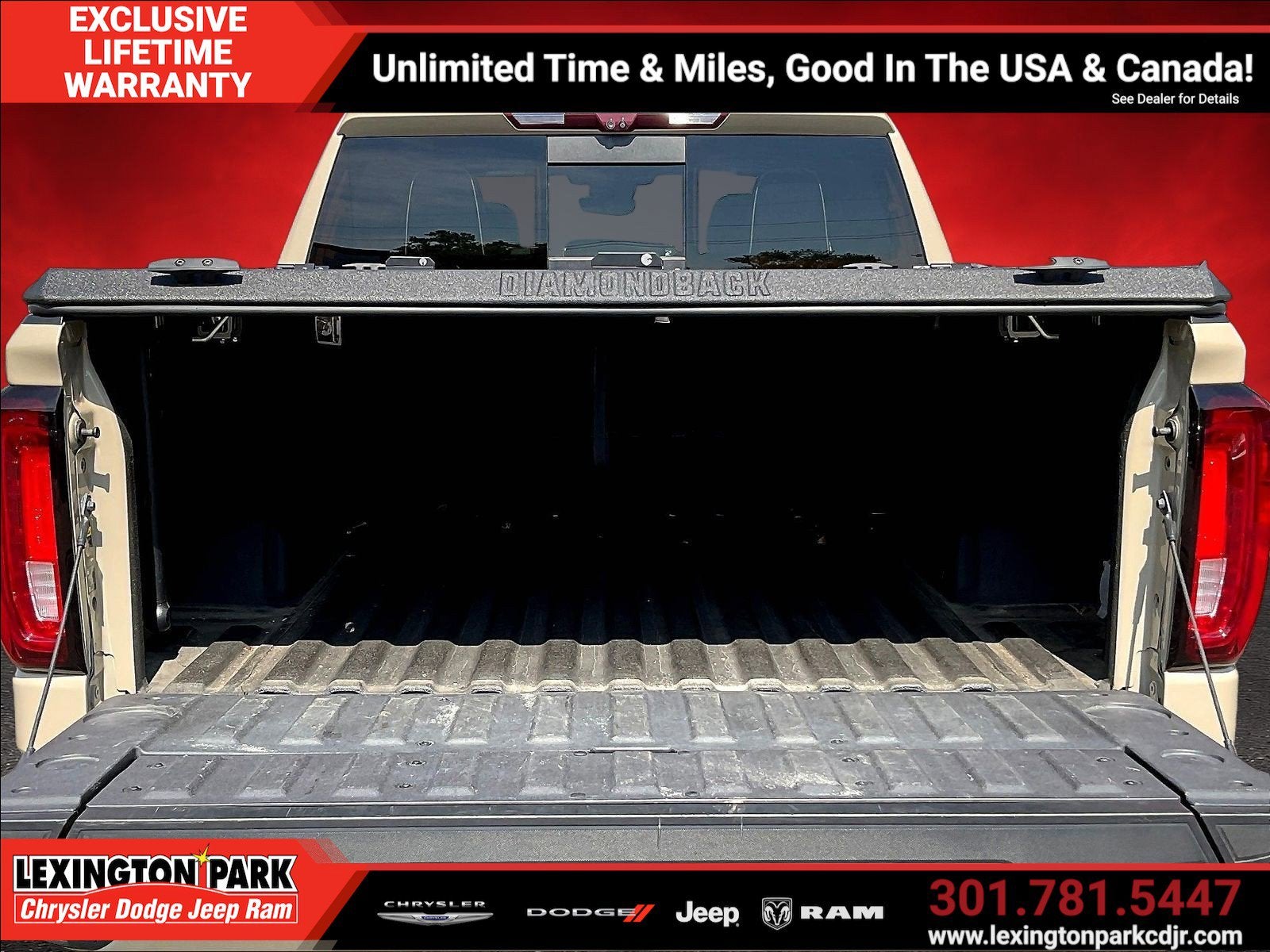 2022 GMC Sierra 1500 4WD Crew Cab Short Box AT4X