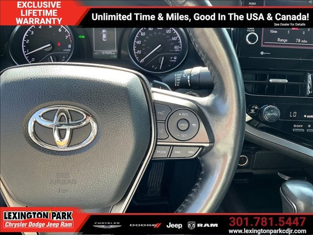 2022 Toyota Camry SE