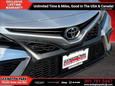 2022 Toyota Camry SE