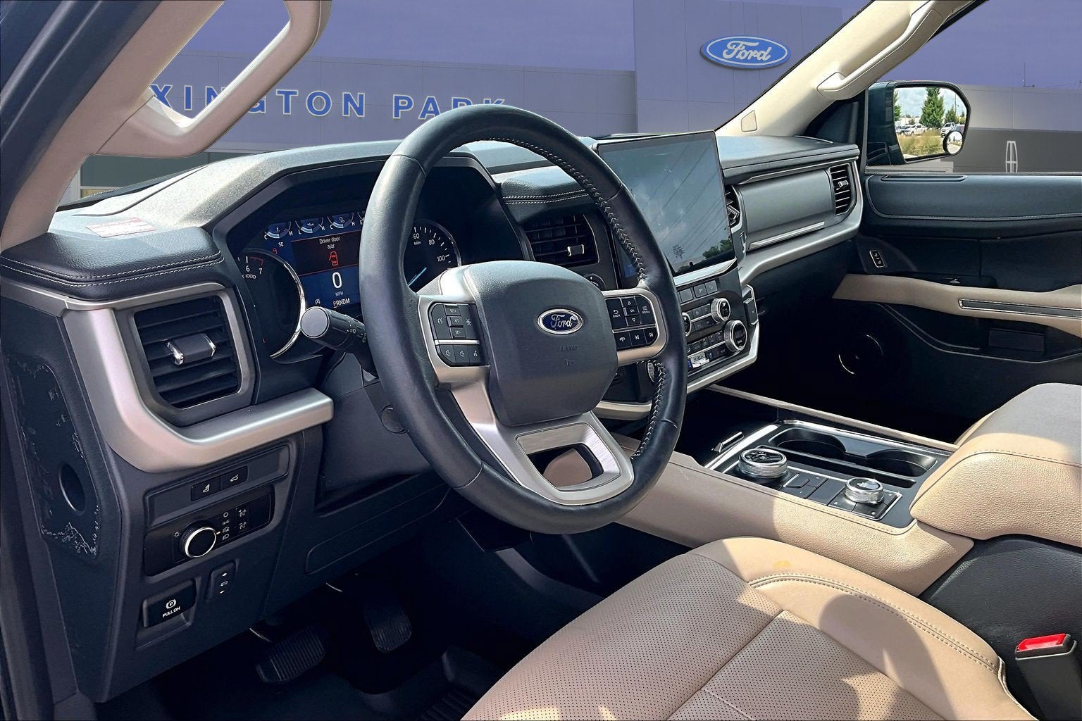 2023 Ford Expedition Max XLT