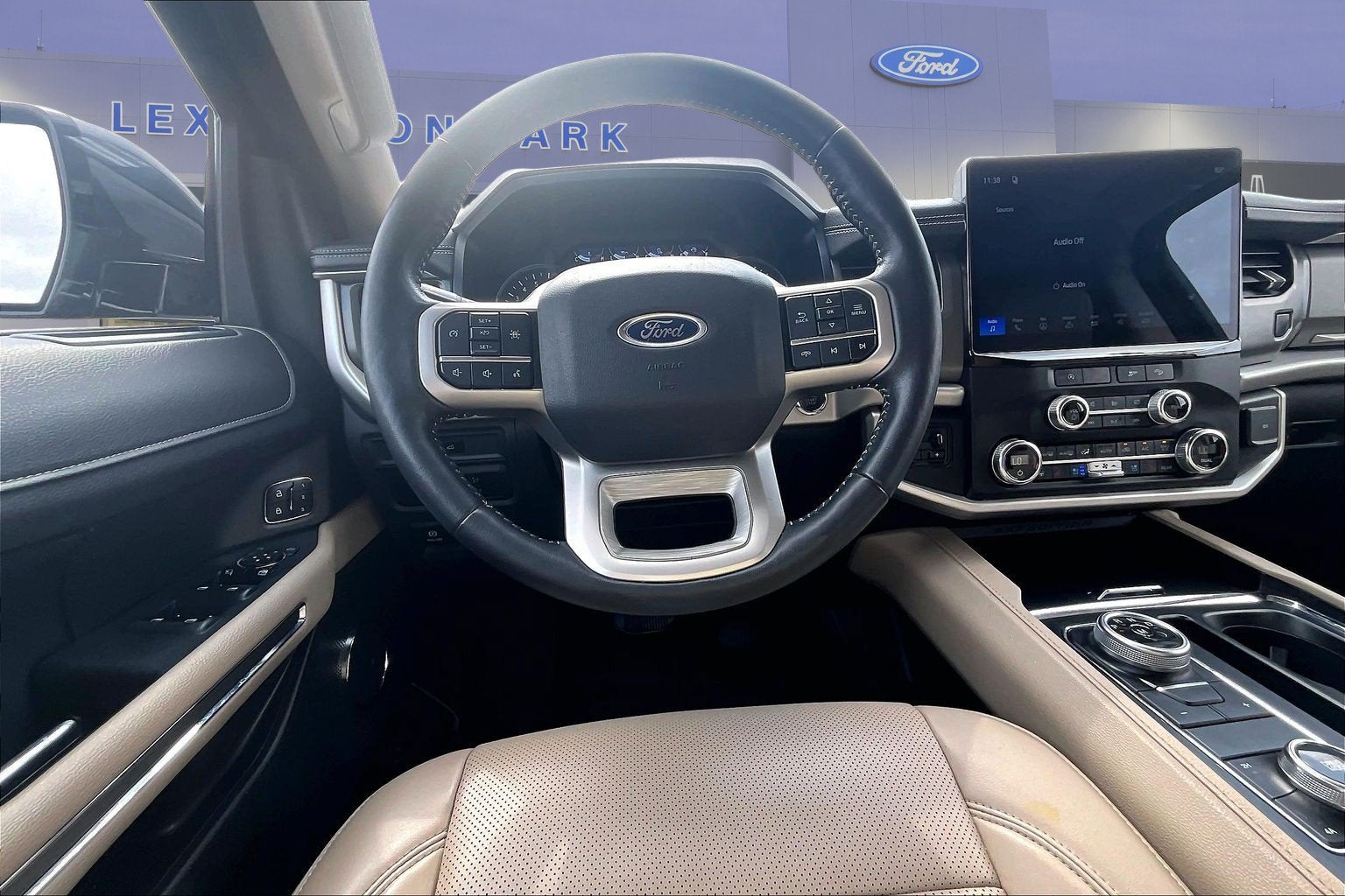2023 Ford Expedition Max XLT