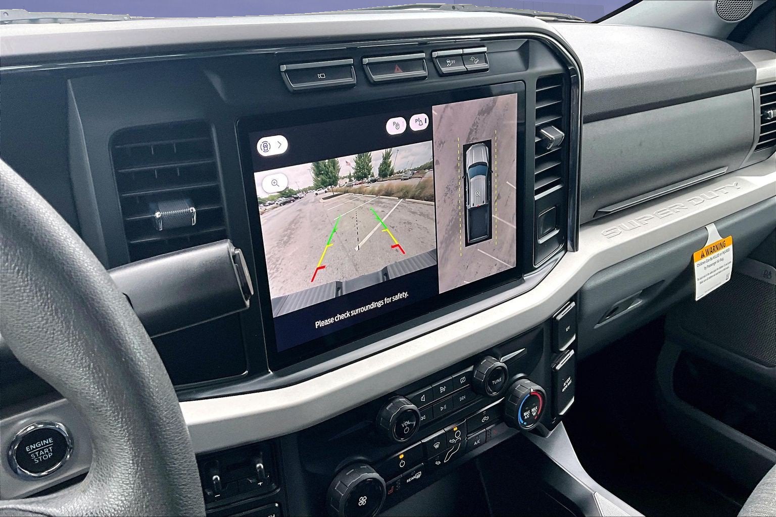 2024 Ford Super Duty F-350 SRW XLT