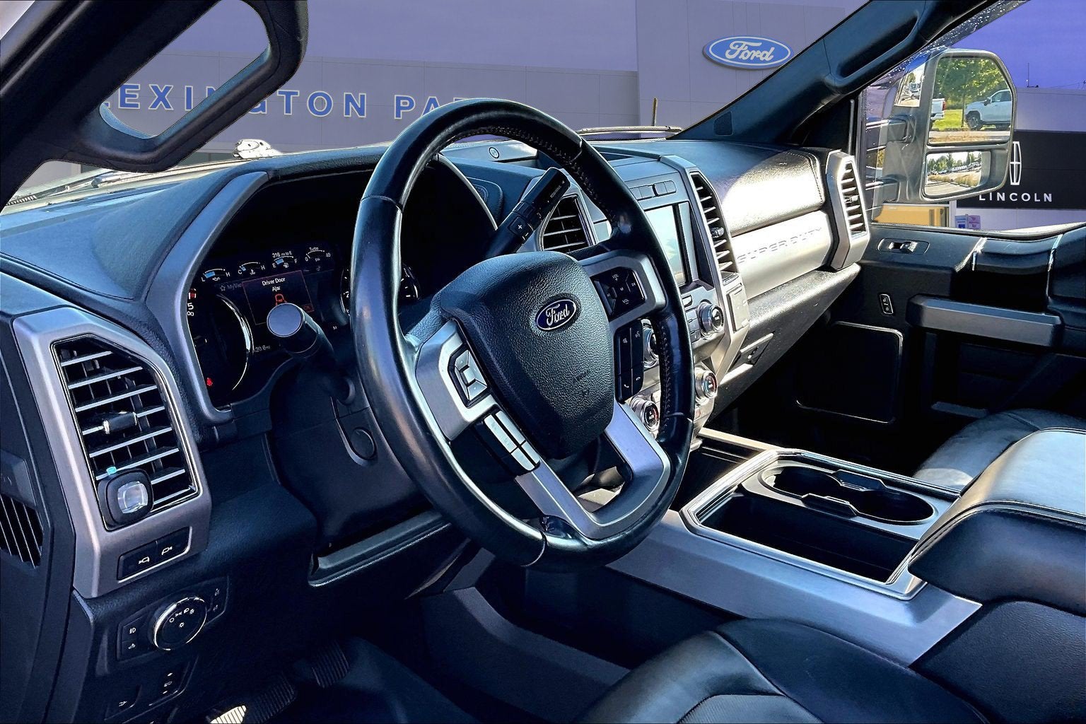2019 Ford Super Duty F-350 SRW Platinum
