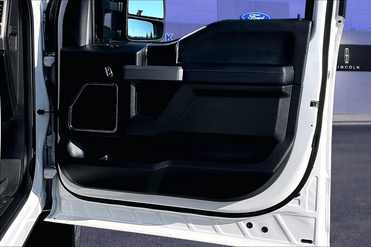 2019 Ford Super Duty F-350 SRW Platinum