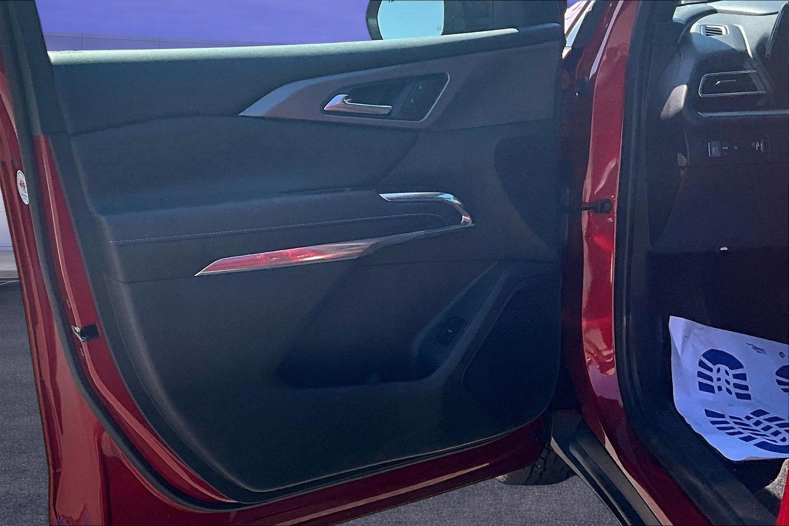 2025 Chevrolet Traverse FWD LT