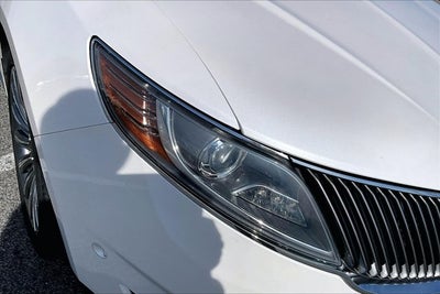 2013 Lincoln MKS Base
