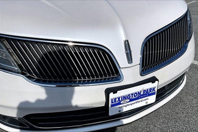 2013 Lincoln MKS Base
