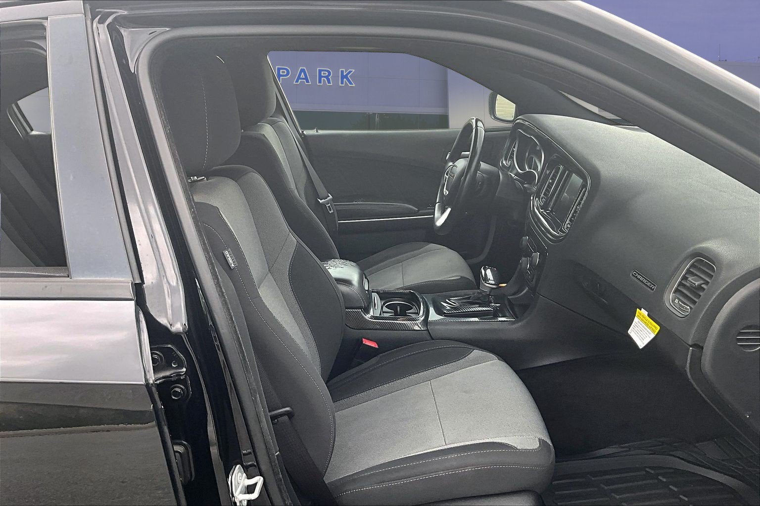 2015 Dodge Charger SXT