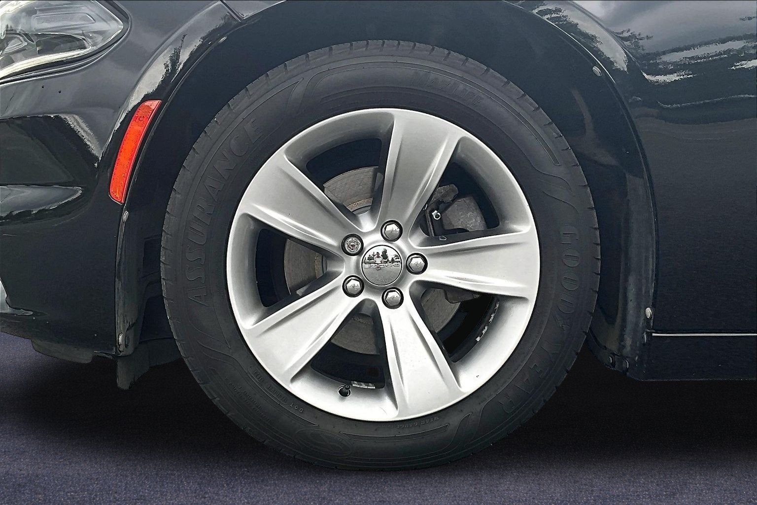 2015 Dodge Charger SXT