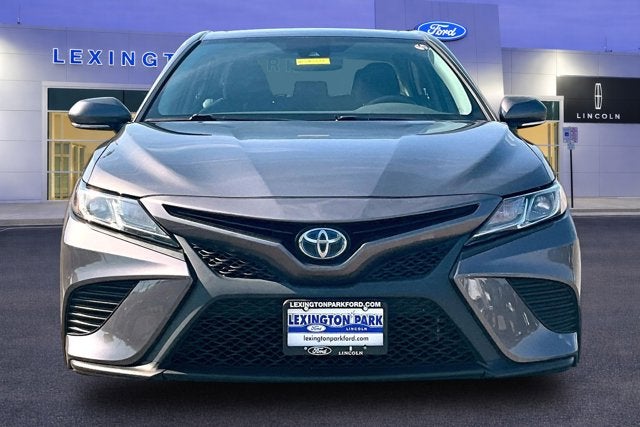 2020 Toyota Camry Hybrid SE