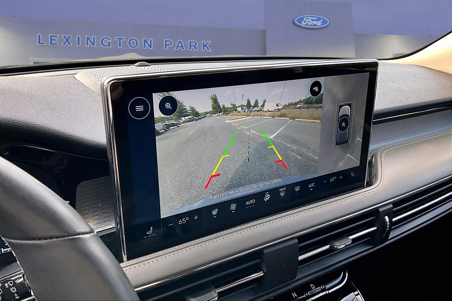 2023 Lincoln Corsair Standard