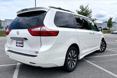 2019 Toyota Sienna XLE
