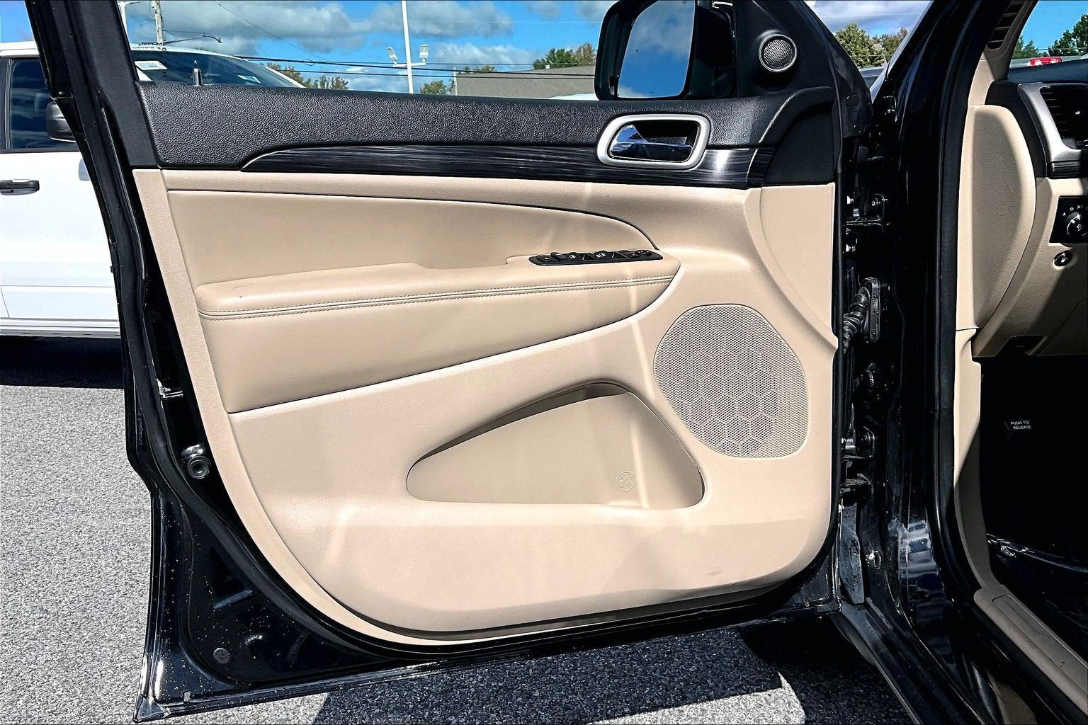 2022 Jeep Grand Cherokee WK Laredo E