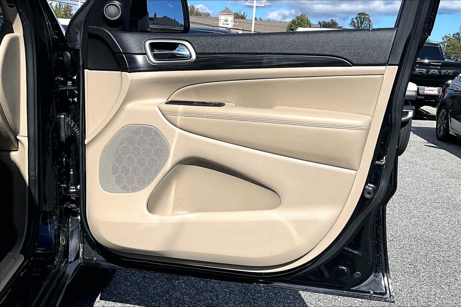 2022 Jeep Grand Cherokee WK Laredo E