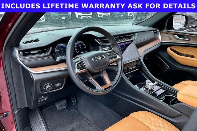 2025 Jeep Grand Cherokee Summit
