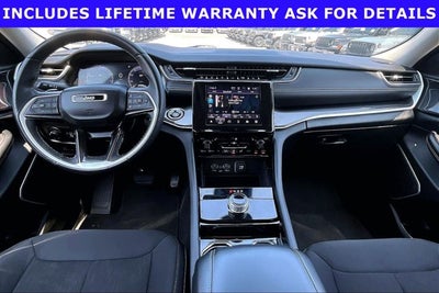 2022 Jeep Grand Cherokee L Laredo 4x2