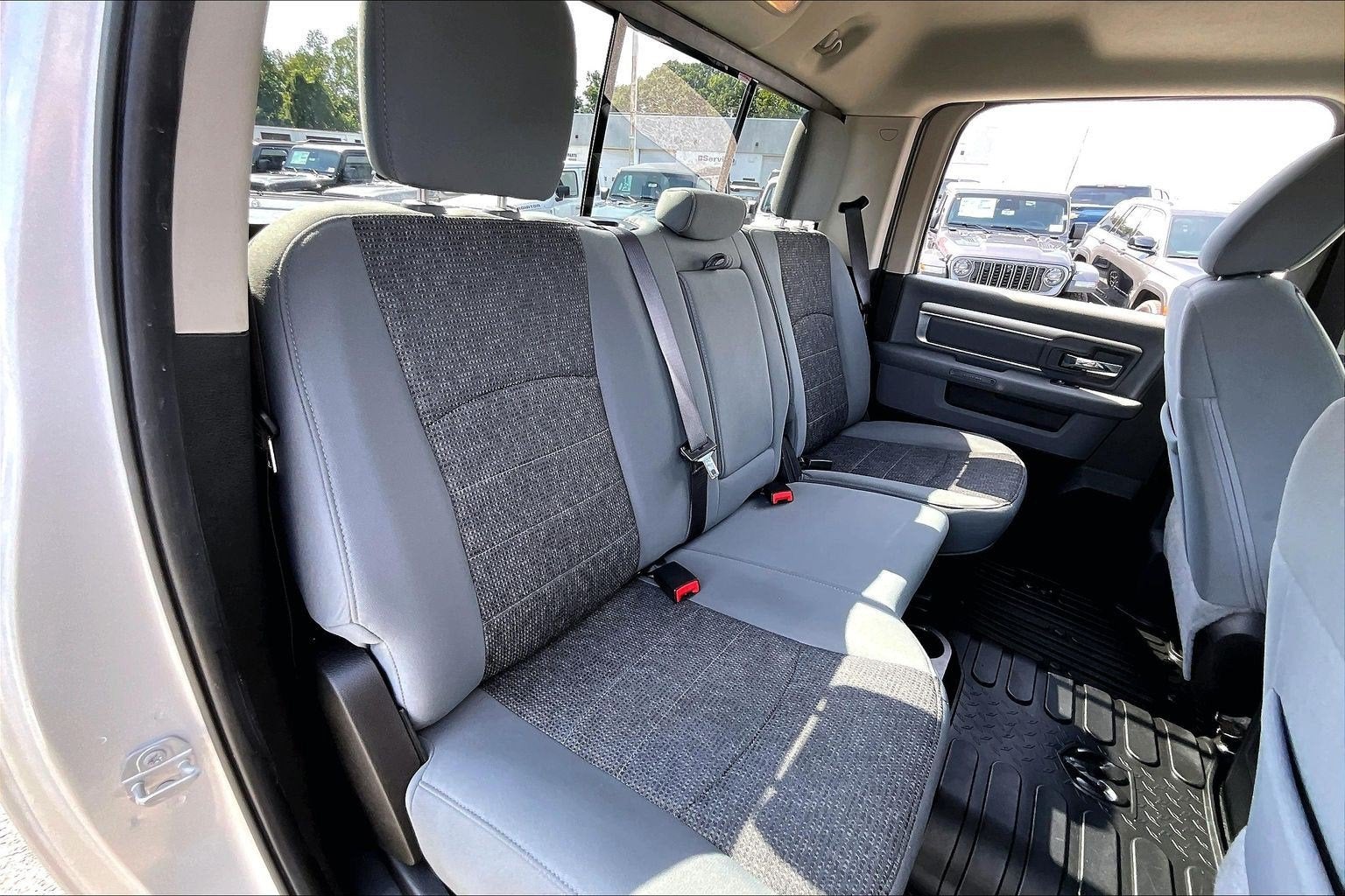 2019 RAM 1500 Classic Lone Star Crew Cab 4x2 5'7' Box