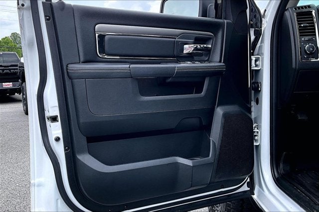 2018 RAM 1500 Night