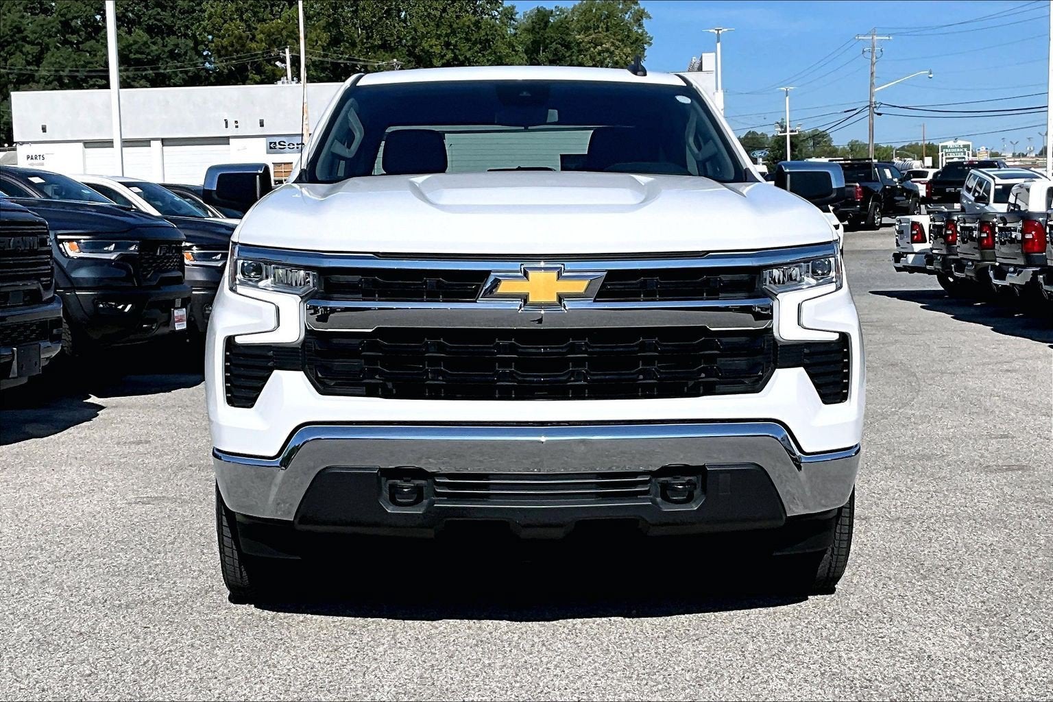 2023 Chevrolet Silverado 1500 4WD Crew Cab Short Bed LT with 2FL