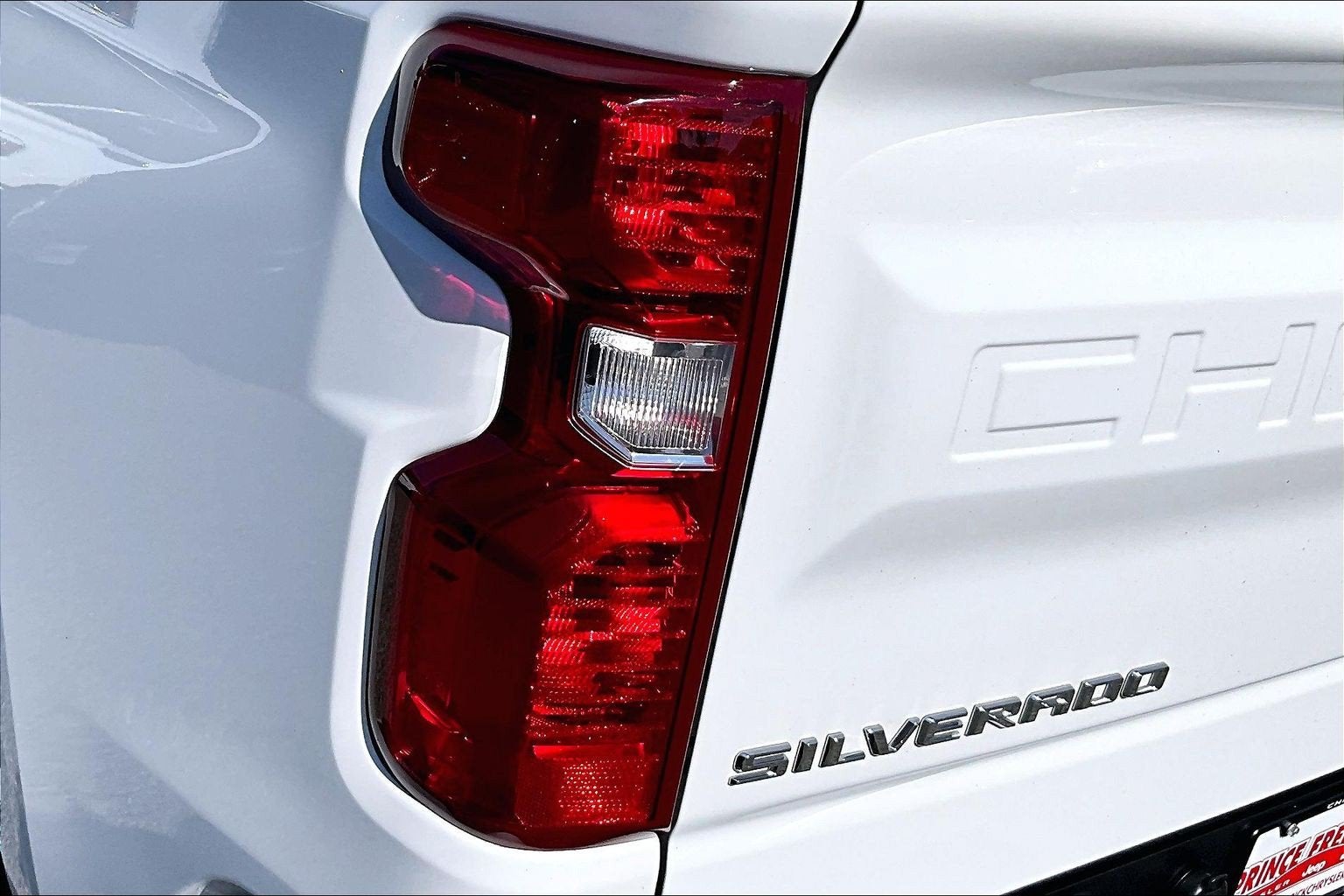 2023 Chevrolet Silverado 1500 4WD Crew Cab Short Bed LT with 2FL