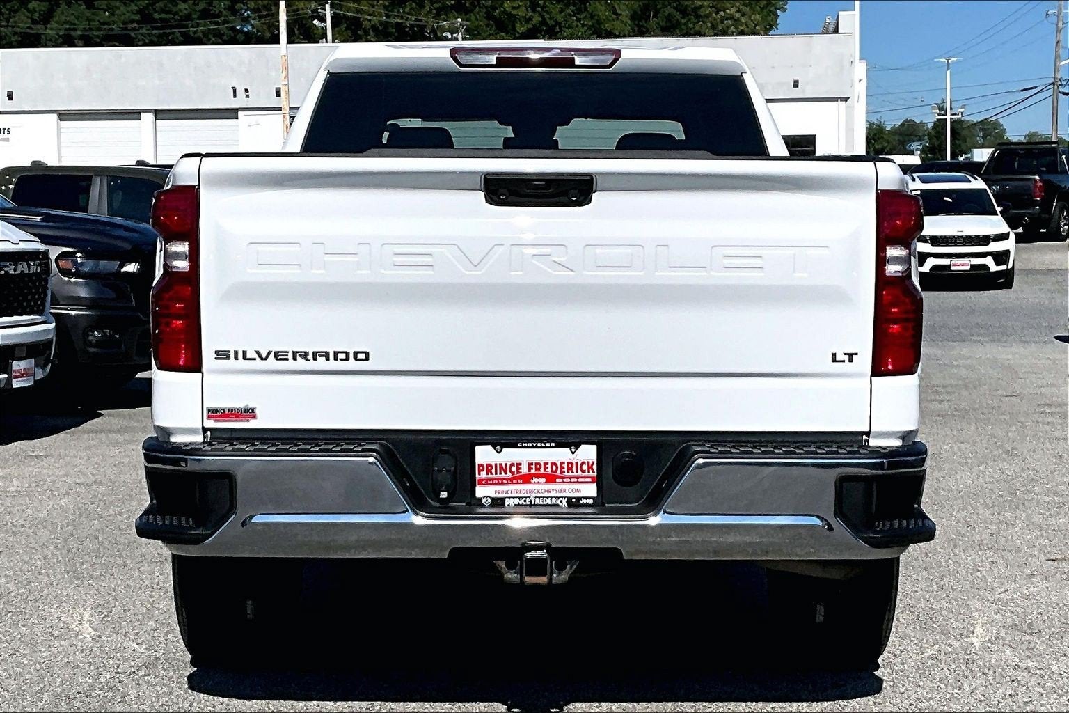 2023 Chevrolet Silverado 1500 4WD Crew Cab Short Bed LT with 2FL
