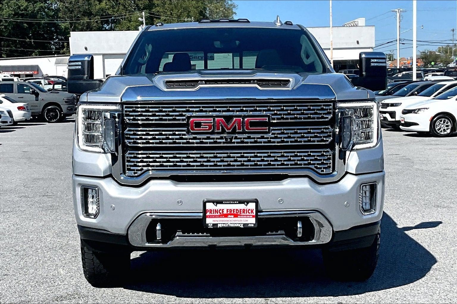 2023 GMC Sierra 2500HD 4WD Crew Cab Standard Bed Denali