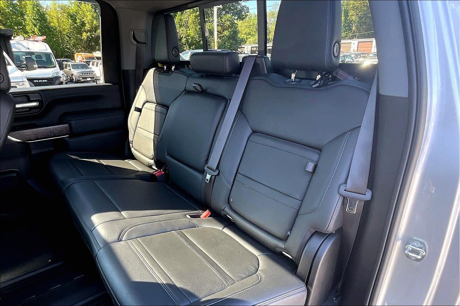 2023 GMC Sierra 2500HD 4WD Crew Cab Standard Bed Denali