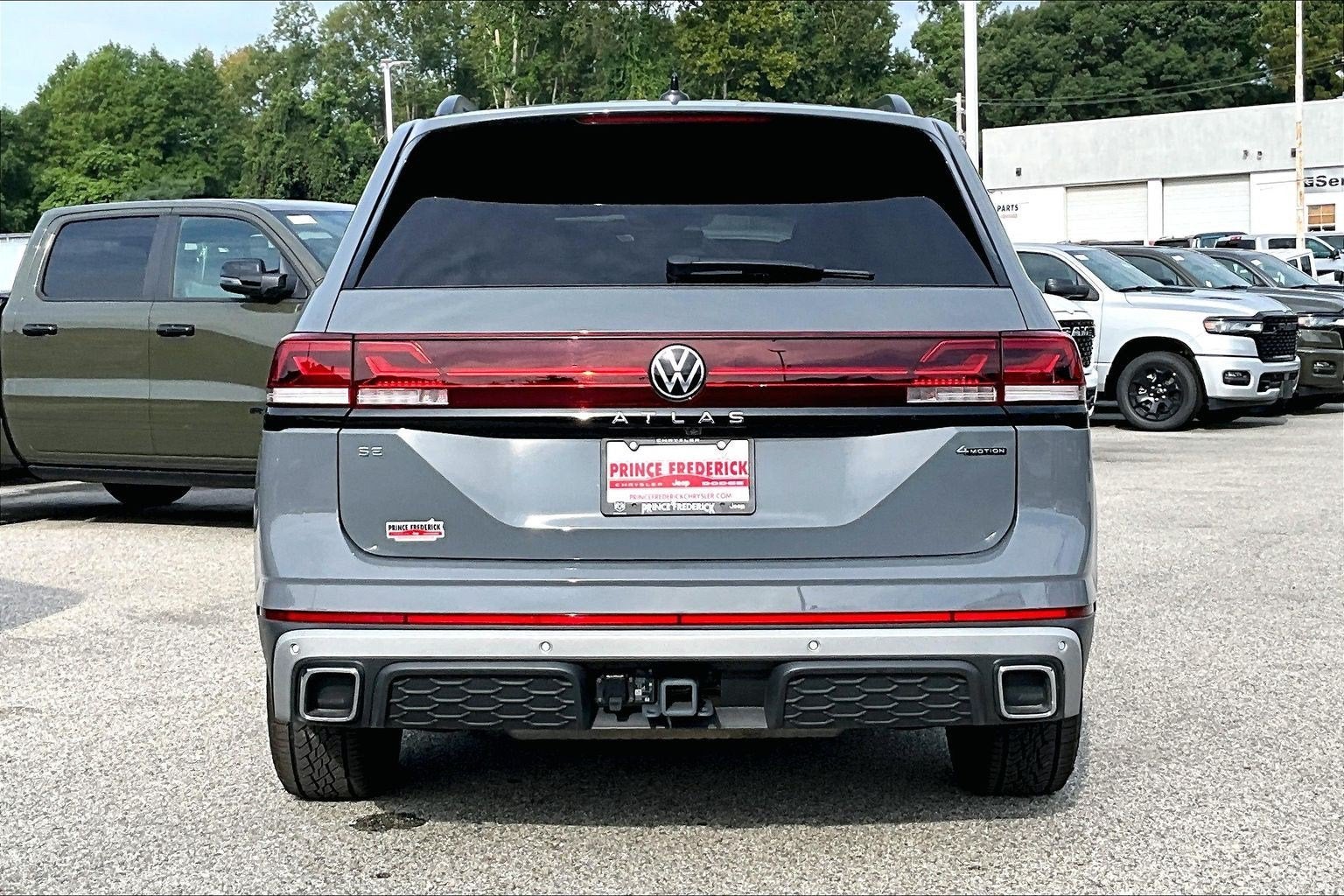 2025 Volkswagen Atlas 2.0T Peak Edition
