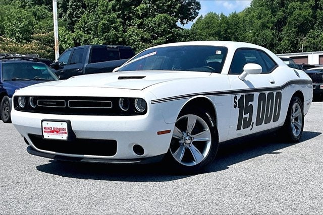 2015 Dodge Challenger SXT