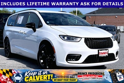 2026 Chrysler Pacifica Select