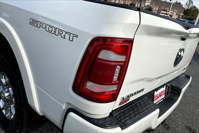 2020 RAM 3500 Laramie Crew Cab 4x4 8' Box
