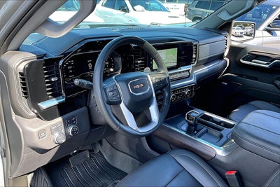 2023 GMC Sierra 1500 4WD Crew Cab Standard Box SLT