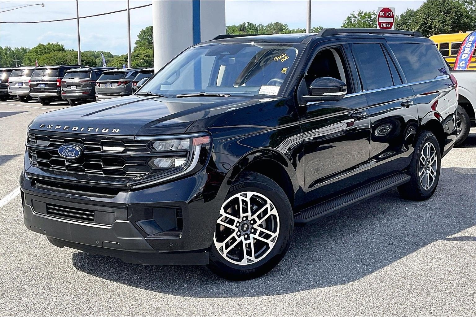 2025 Ford Expedition Max Active