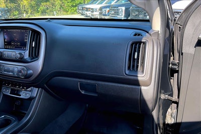 2022 GMC Canyon 4WD AT4 w/Leather