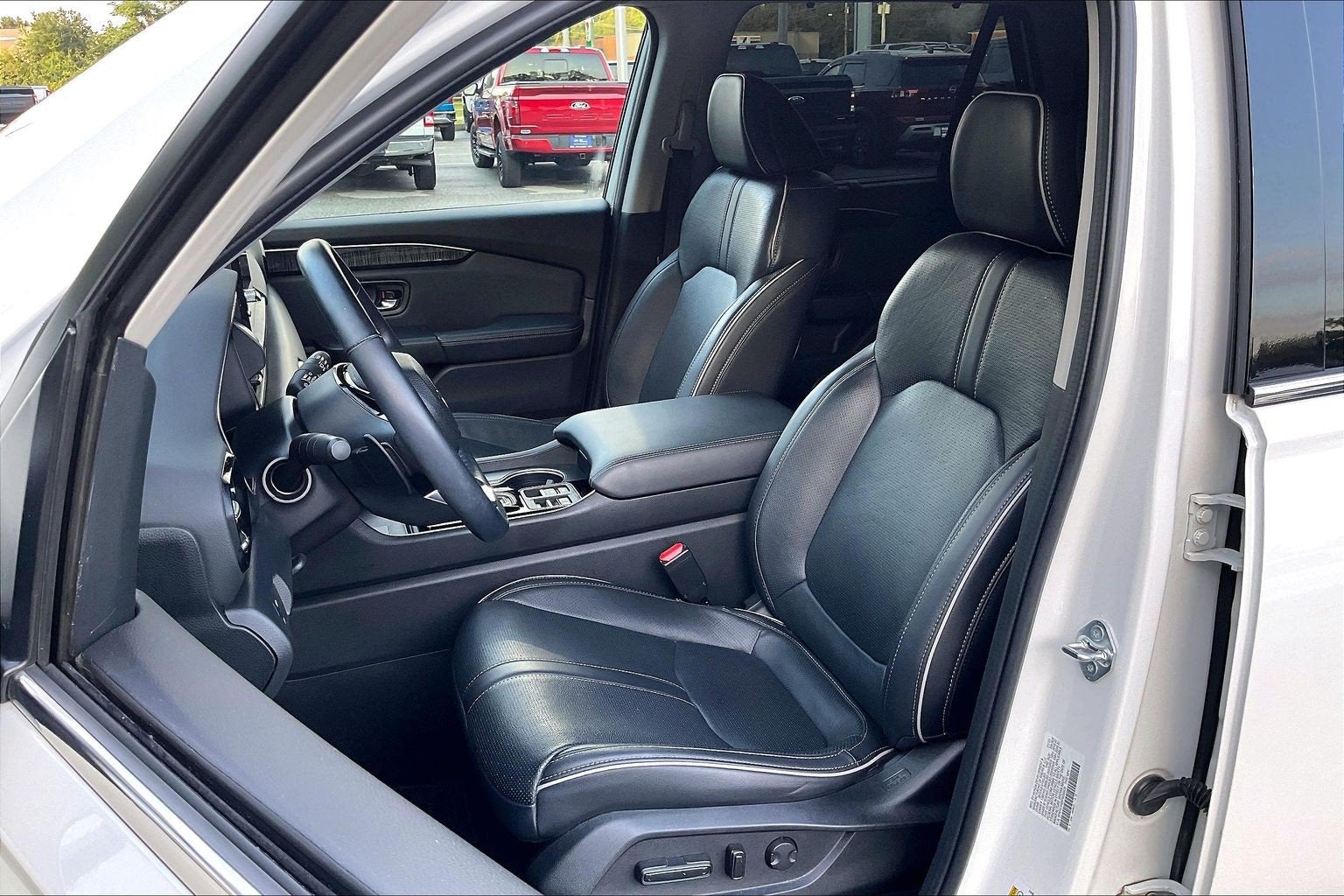 2023 Honda Pilot Elite