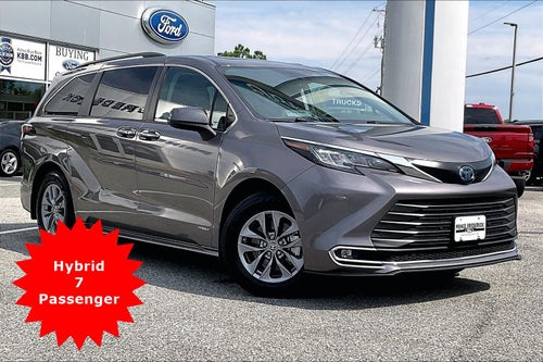 2021 Toyota Sienna XLE