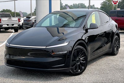 2026 Tesla Model Y AWD