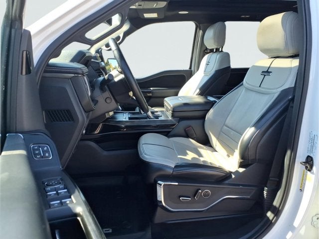 2022 Ford F-150 Lightning Platinum