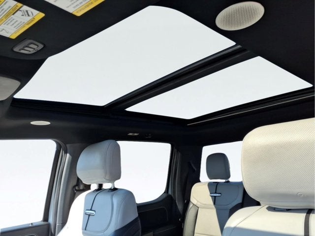 2022 Ford F-150 Lightning Platinum