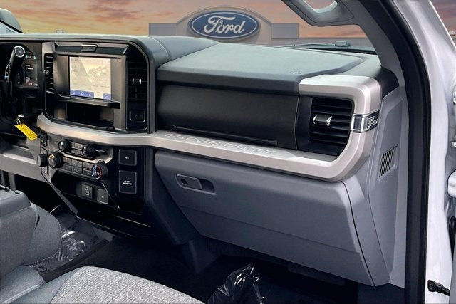 2026 Ford Super Duty F-350 DRW XLT