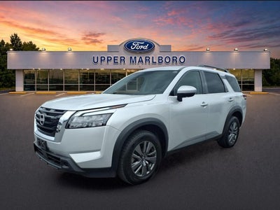 2024 Nissan Pathfinder SV