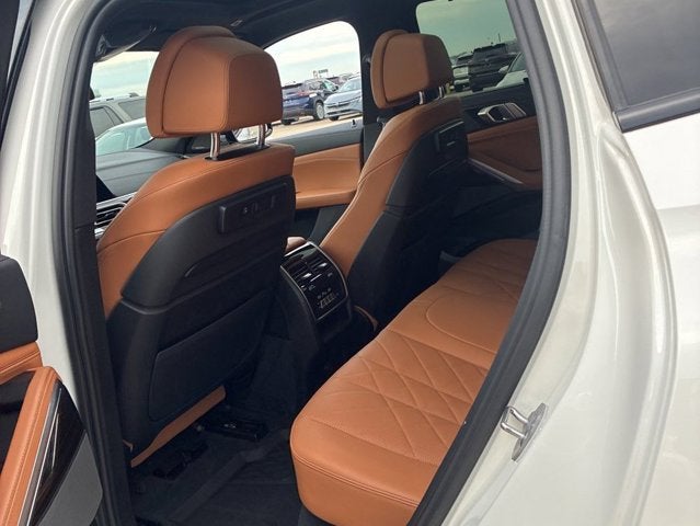 2023 BMW X6 M50i