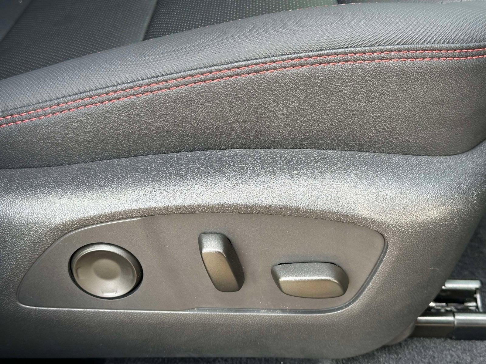 2024 Chevrolet Traverse AWD RS