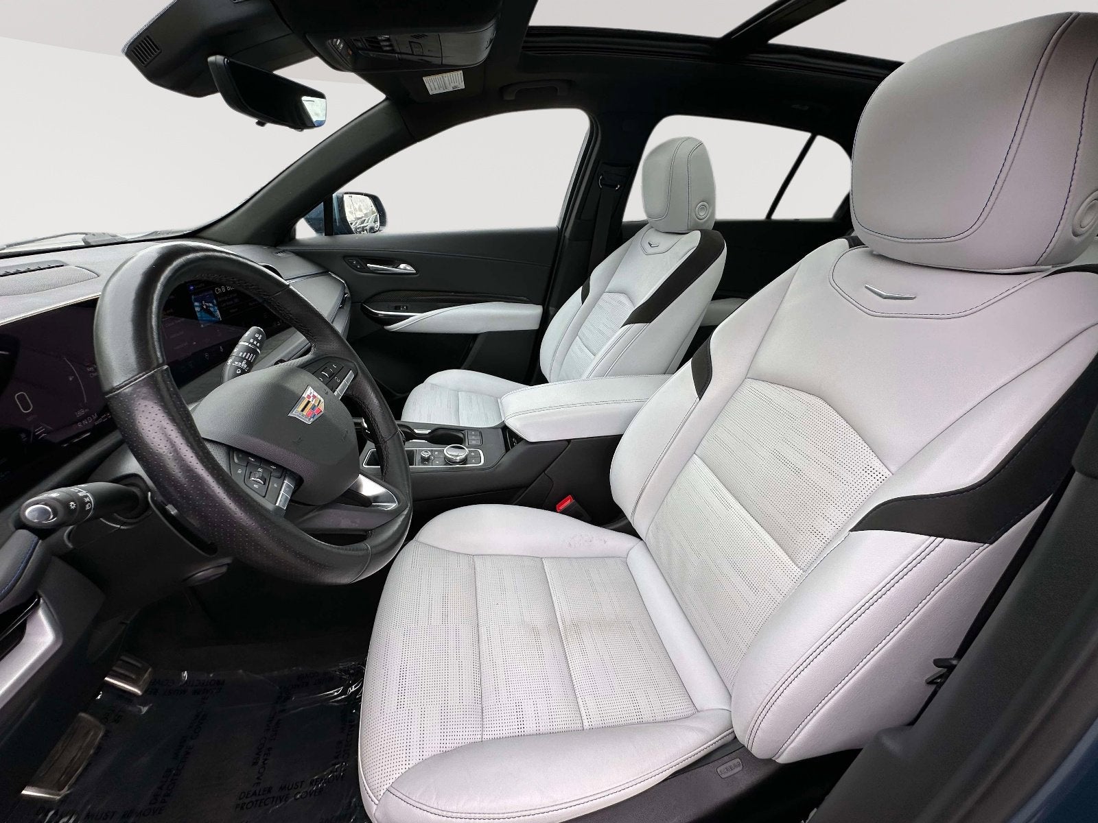 2025 Cadillac XT4 AWD Sport