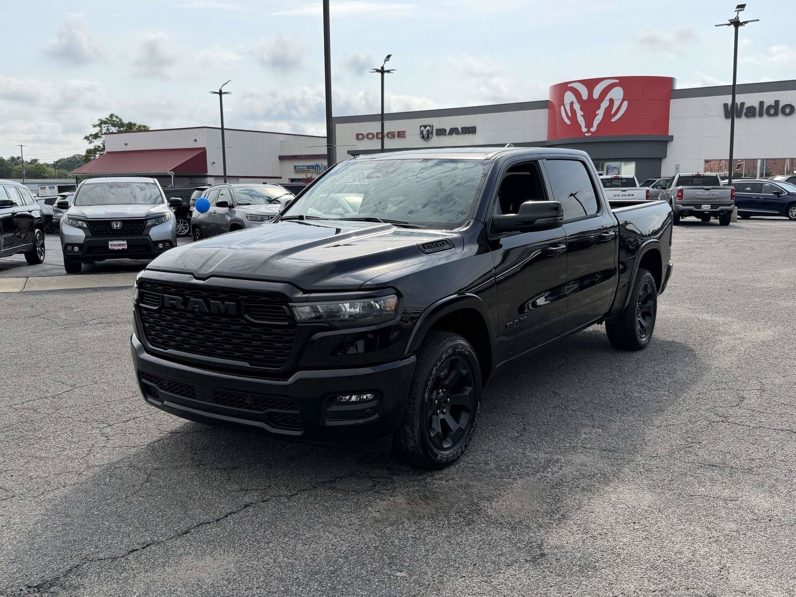 2025 RAM 1500 Big Horn Crew Cab 4x4 5'7' Box
