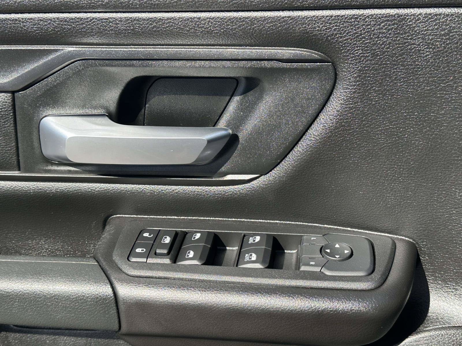 2026 RAM 1500 Warlock Crew Cab 4x4 5'7' Box