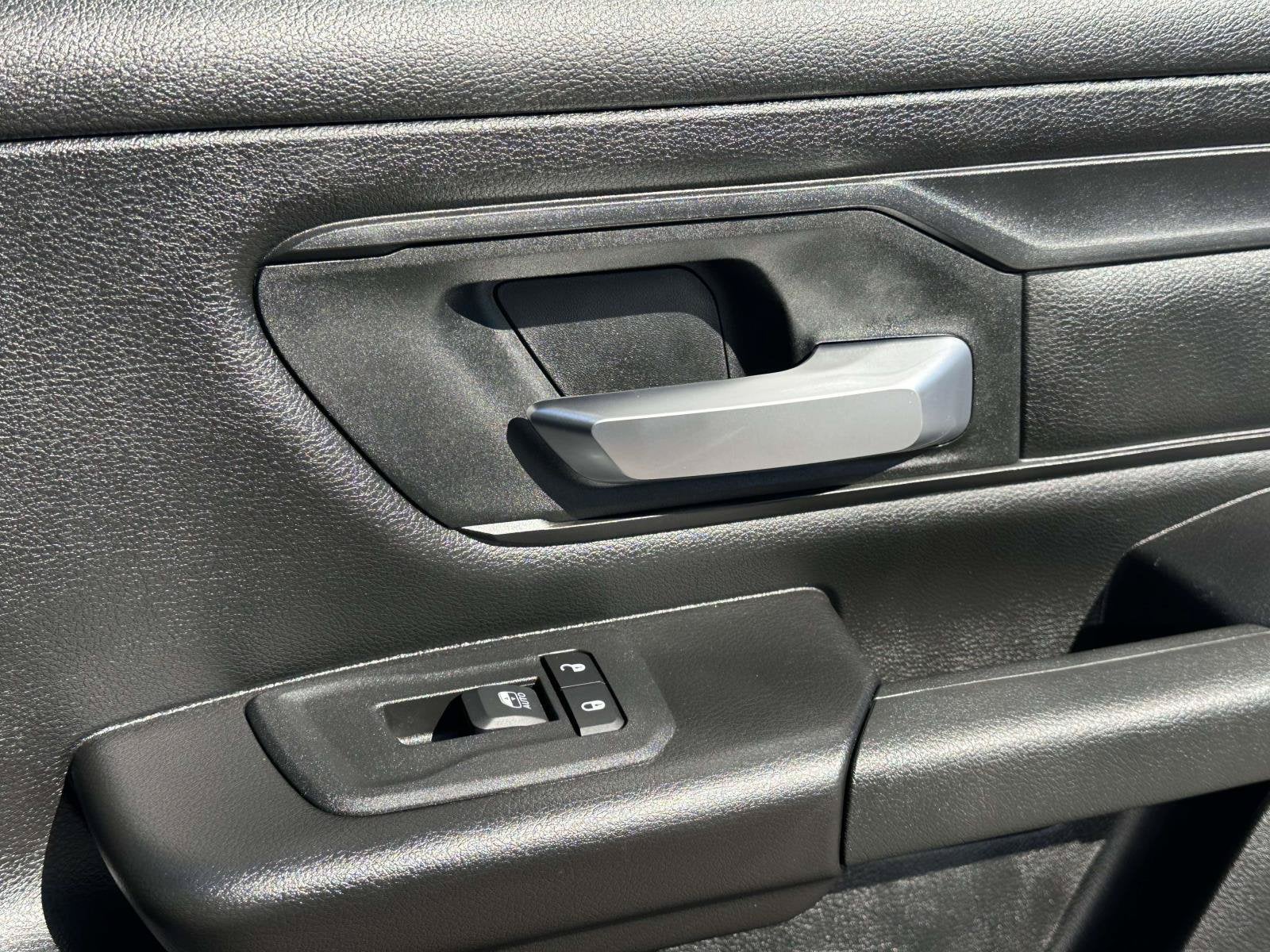 2026 RAM 1500 Warlock Crew Cab 4x4 5'7' Box