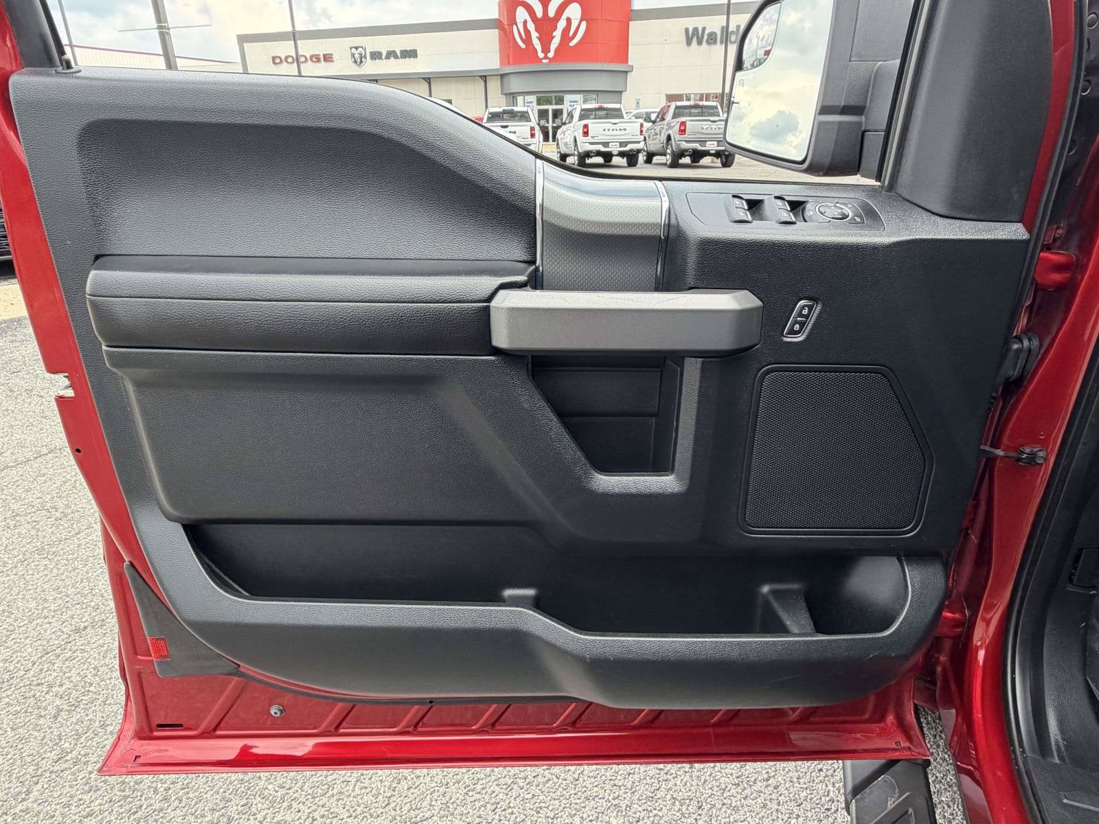 2015 Ford F-150 Base